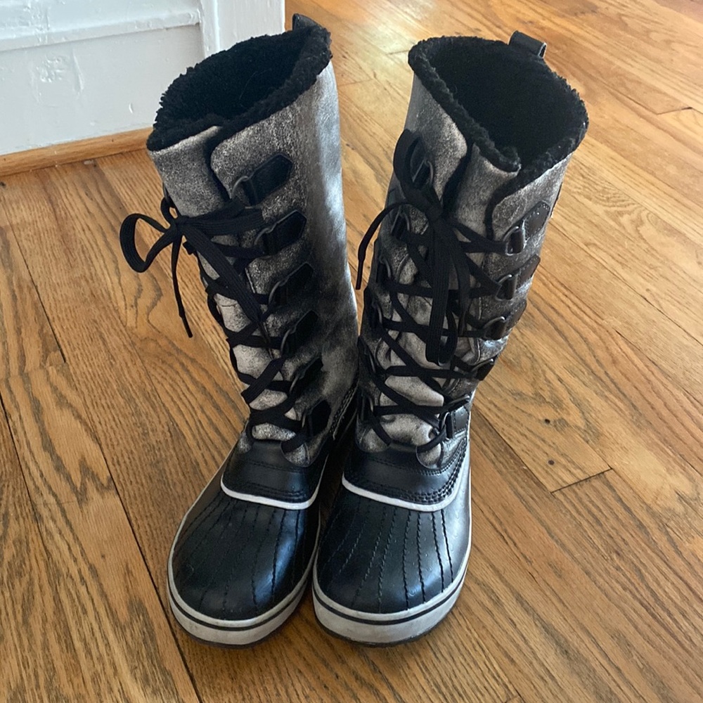 Sorel Women’s Grey Black LL3200-010 Lace Up Waterproof Snow Boots Size US 7